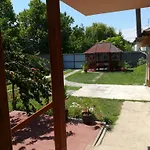 Tiszavirag Apartmanhaz 아파트