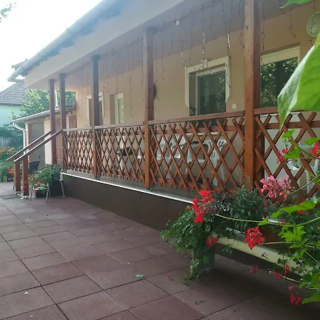 Tiszavirag Apartmanhaz Apartment Szeged